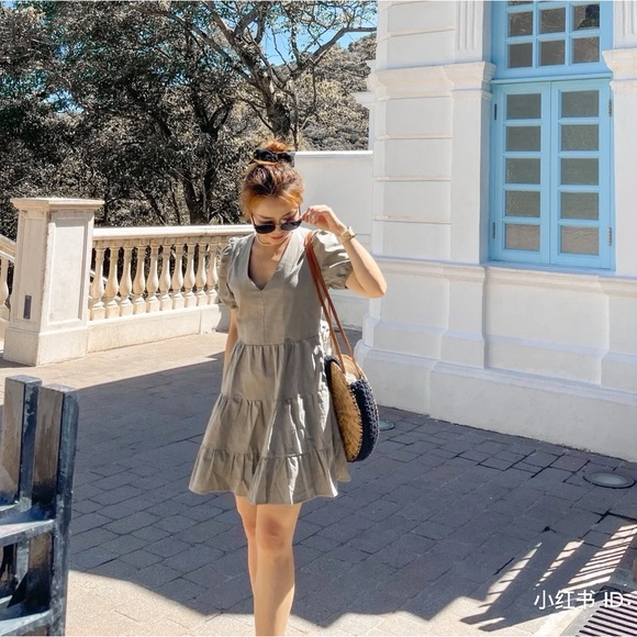 ❣️SOLD❣️ Zara Tiered Green Mini Dress Size M - Picture 2 of 12